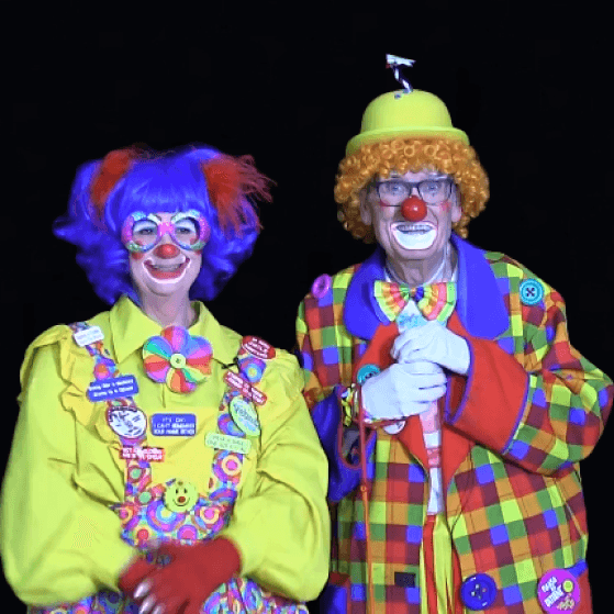 Video: Long Distance Clown Skit with Petunia and Jerital – ClownAntics